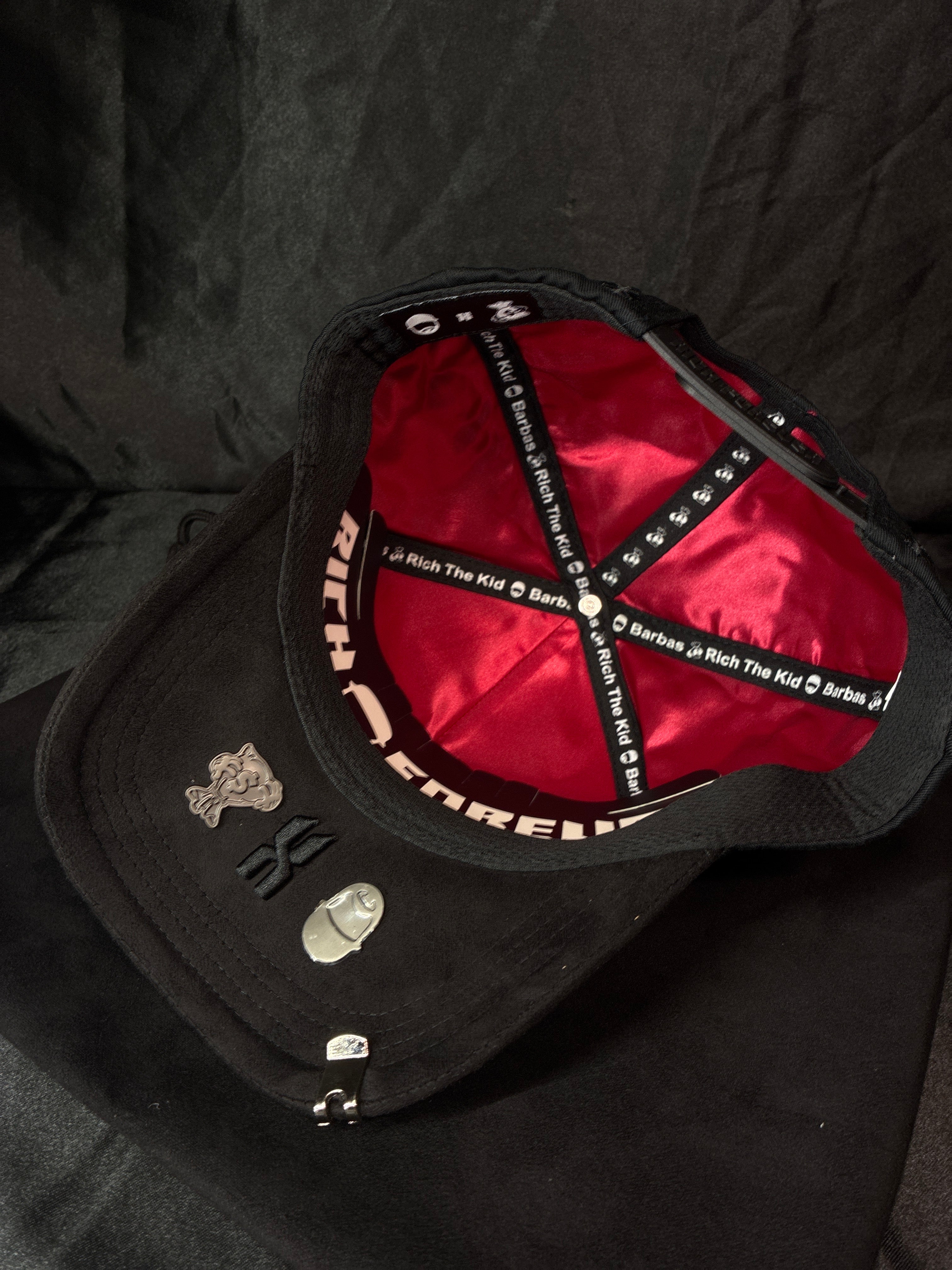 Chrome Blackout Barbas Hats🩶✨