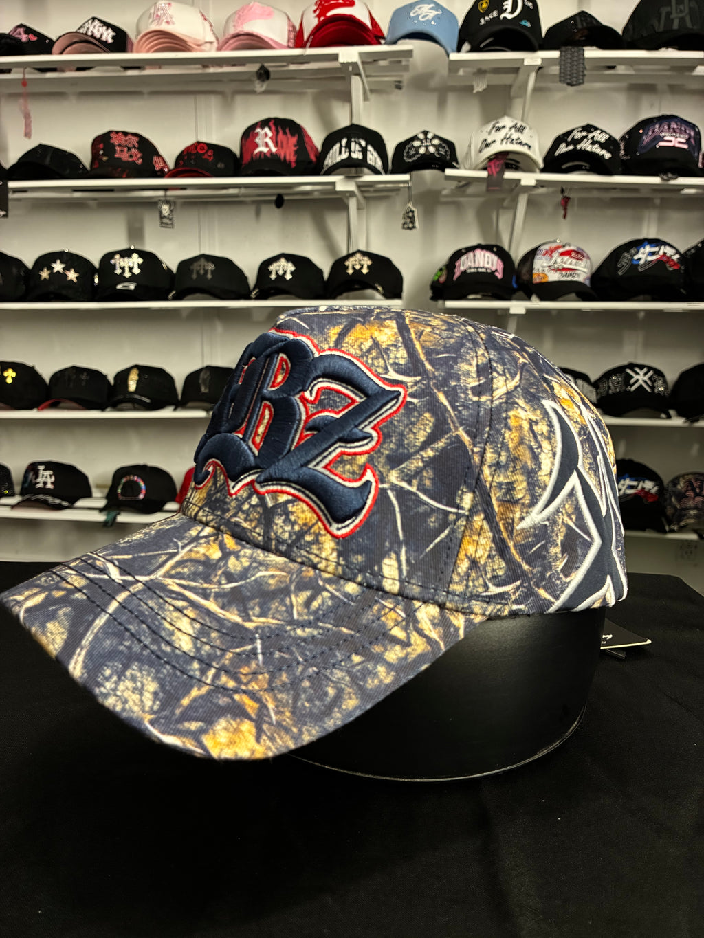 Baez x Shifu, modelo "AB'z Camo