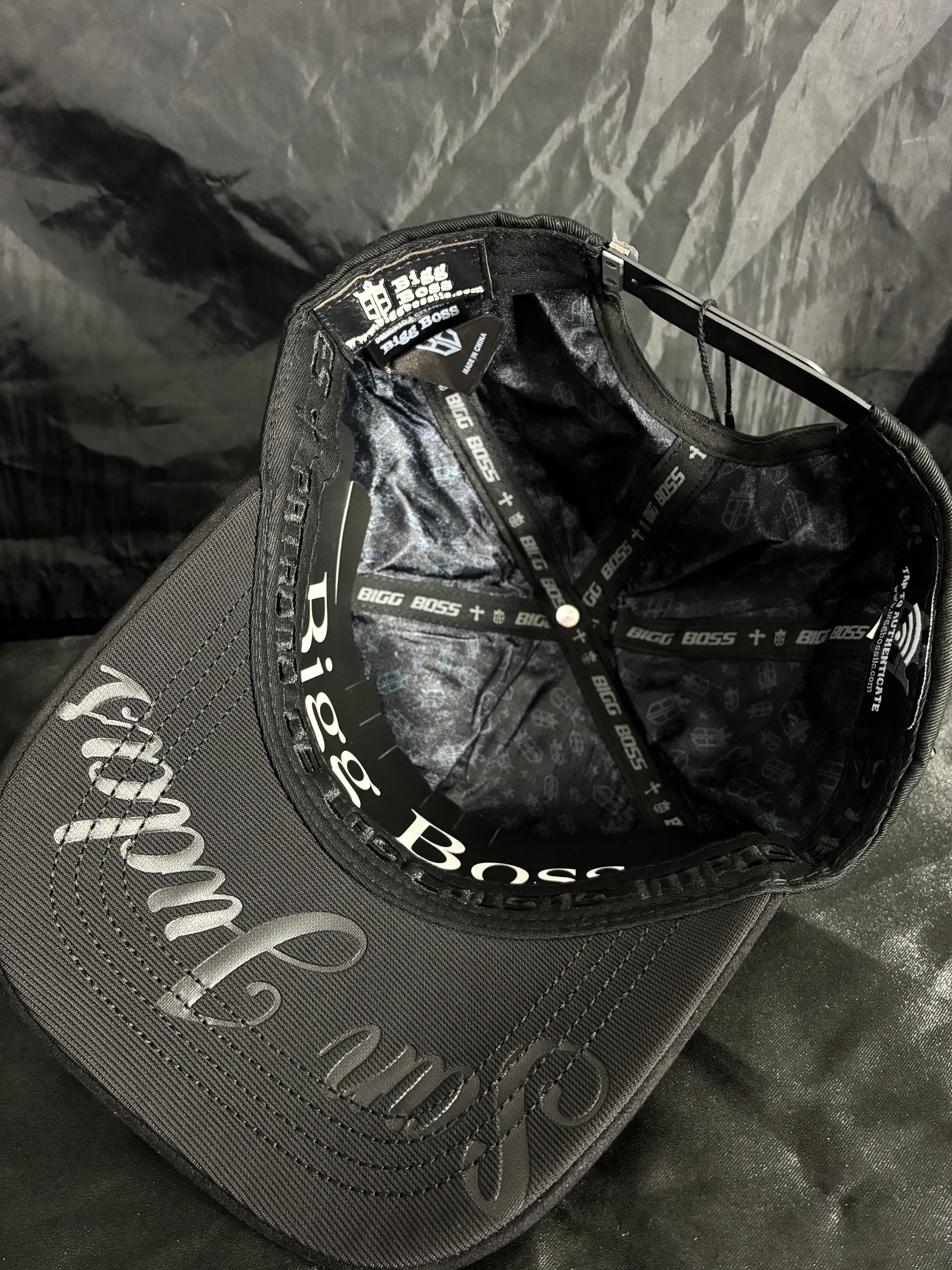 San Judas Tadeo "Total Black"