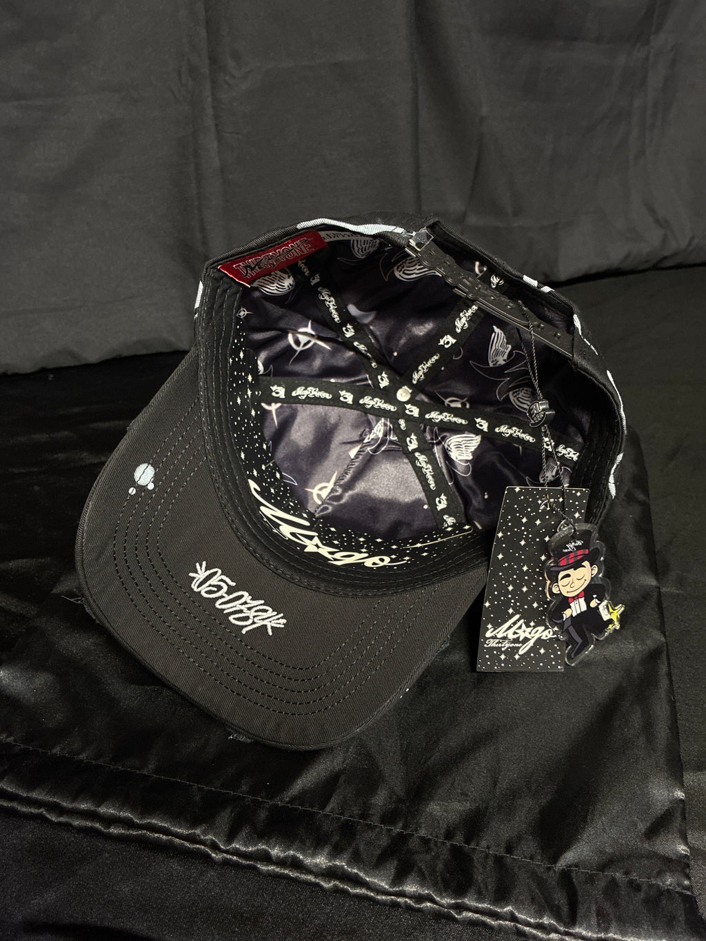 Forever 31hats x El Mago