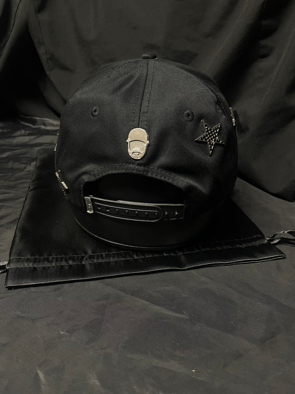 Dark Nebula". BARBAS HATS.🩶